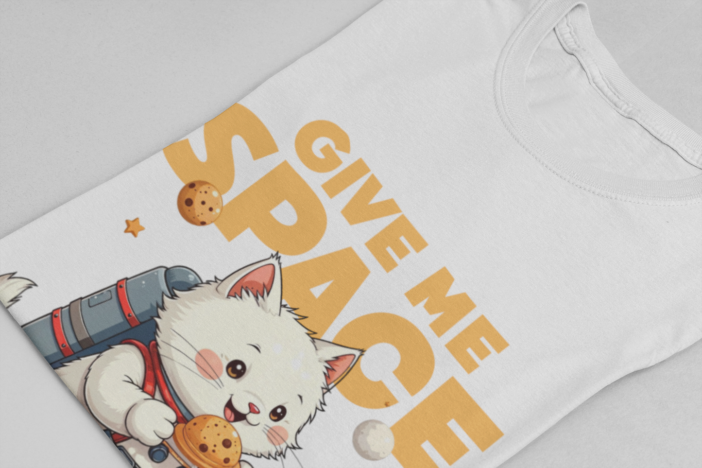 Give Me Space (and Snacks) – Jetpack Cat Walking with Snacks Funny Graphic T-Shirt