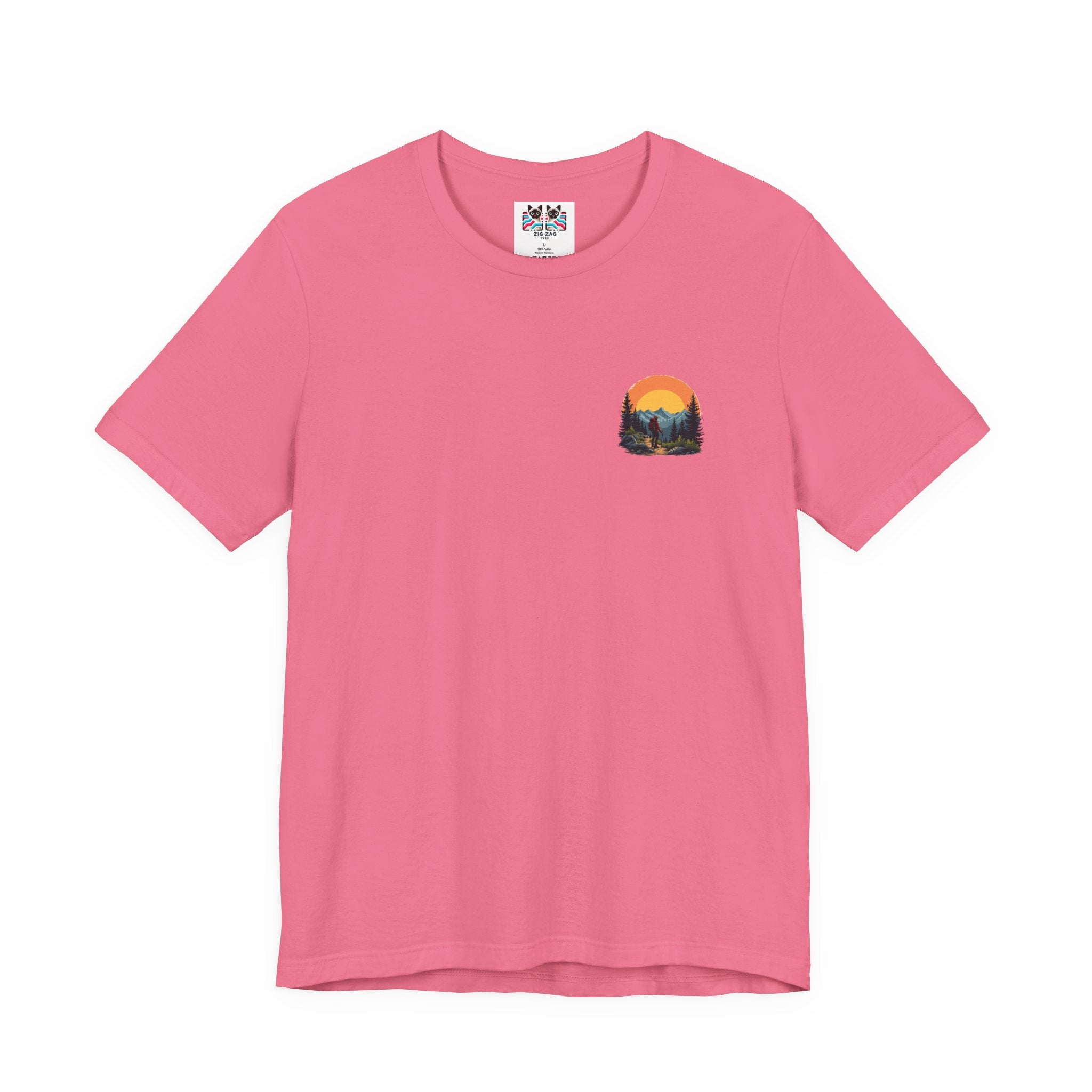 Adventure Seeker Nature Lover T-Shirt – Hiker on Mountain Edge Graphic