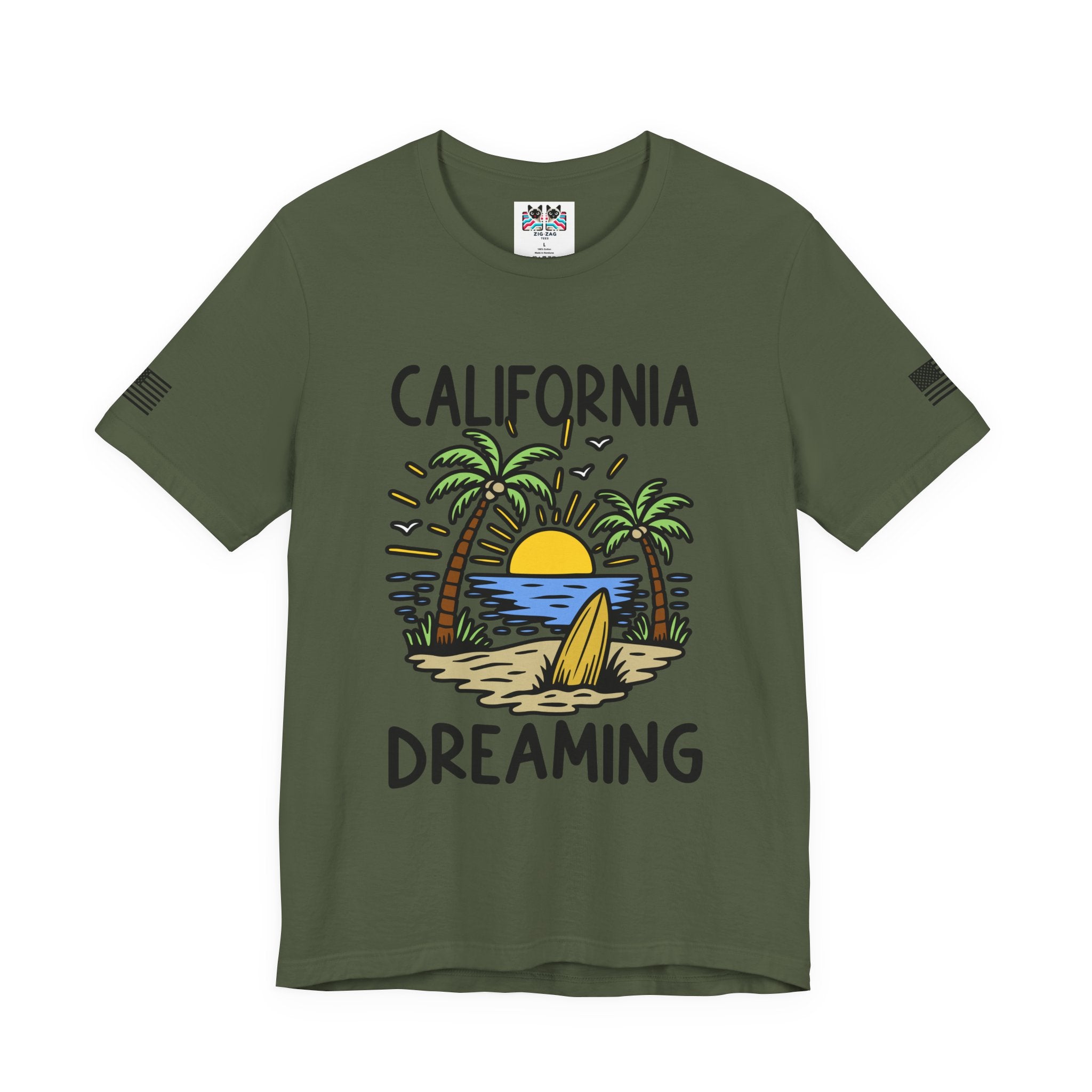 California Dreaming T-Shirt – Beach Sunset Surfboard Palm Tree Tropical Graphic Tee