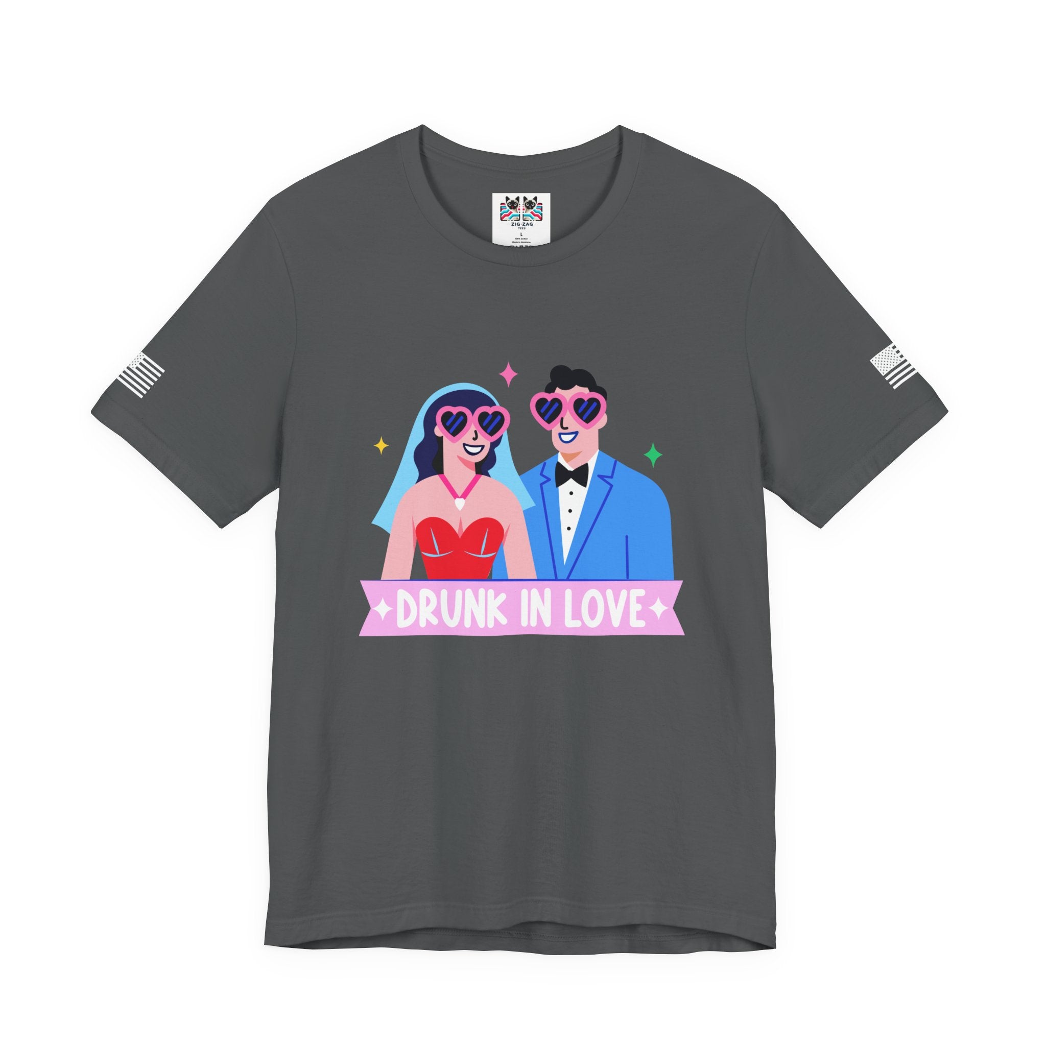 Drunk in Love Vegas Wedding T-Shirt – Funny Las Vegas Chapel Couple Tee