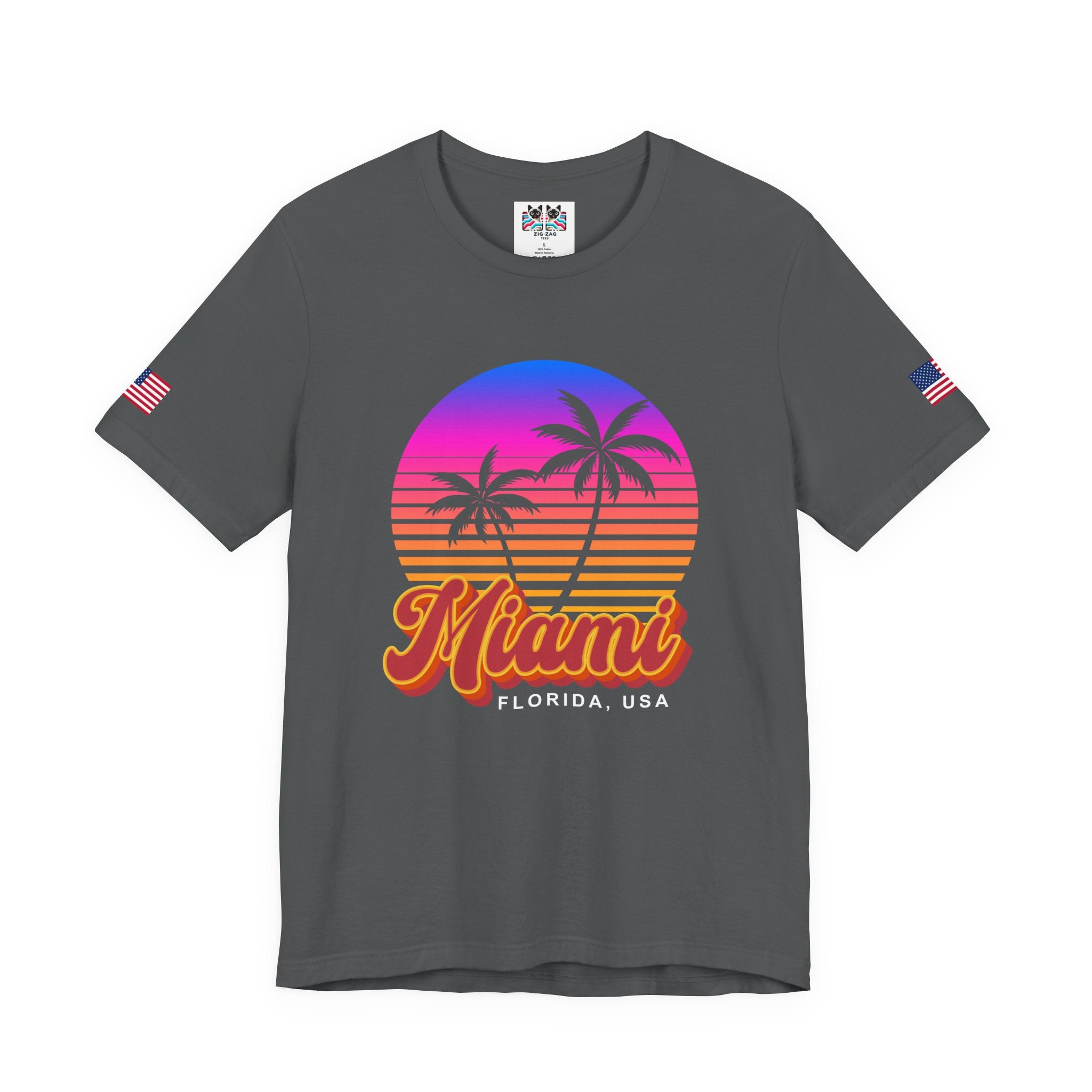 Miami Florida USA T-Shirt – Retro Neon Sunset Palm Tree Circle Graphic Tee