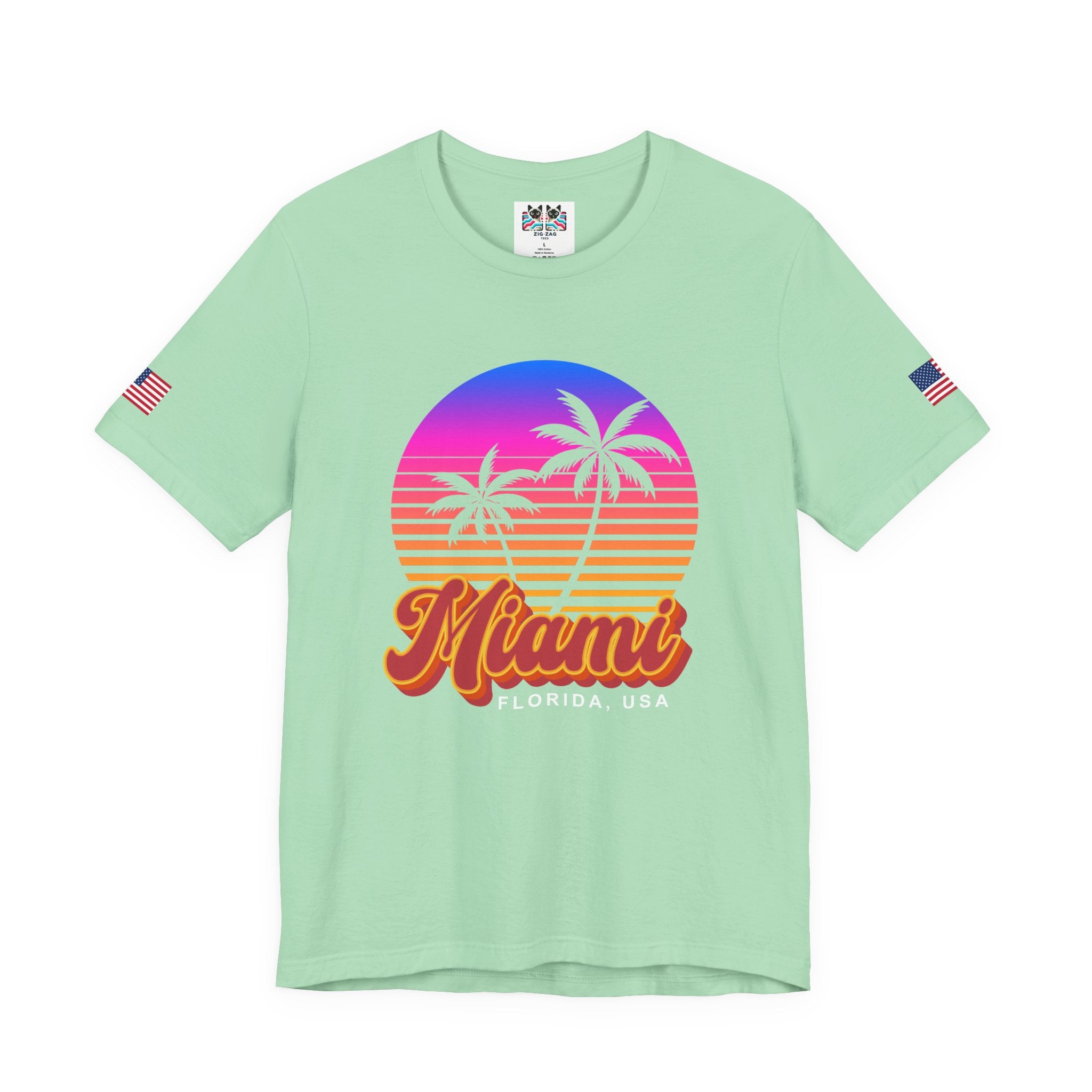 Miami Florida USA T-Shirt – Retro Neon Sunset Palm Tree Circle Graphic Tee