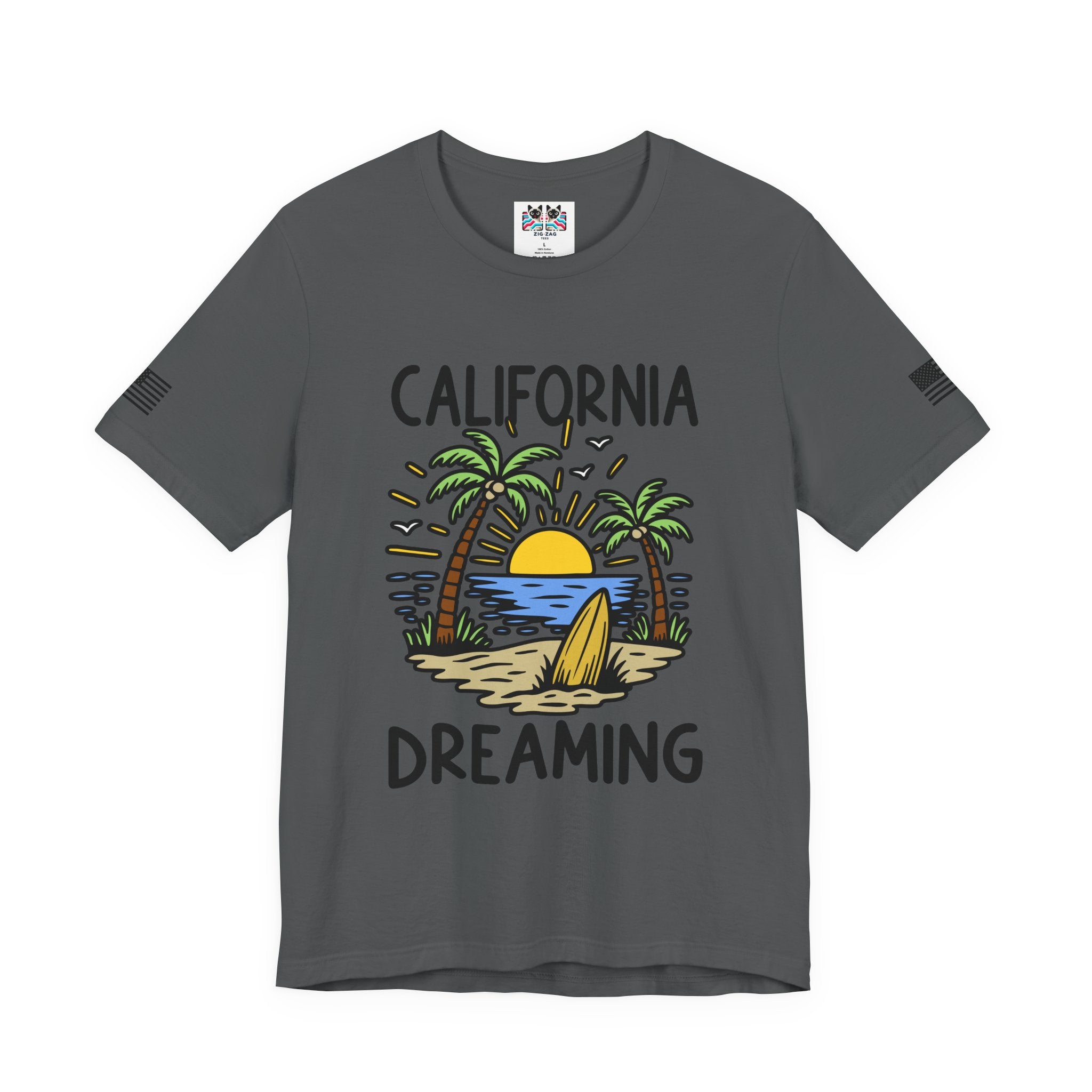 California Dreaming T-Shirt – Beach Sunset Surfboard Palm Tree Tropical Graphic Tee