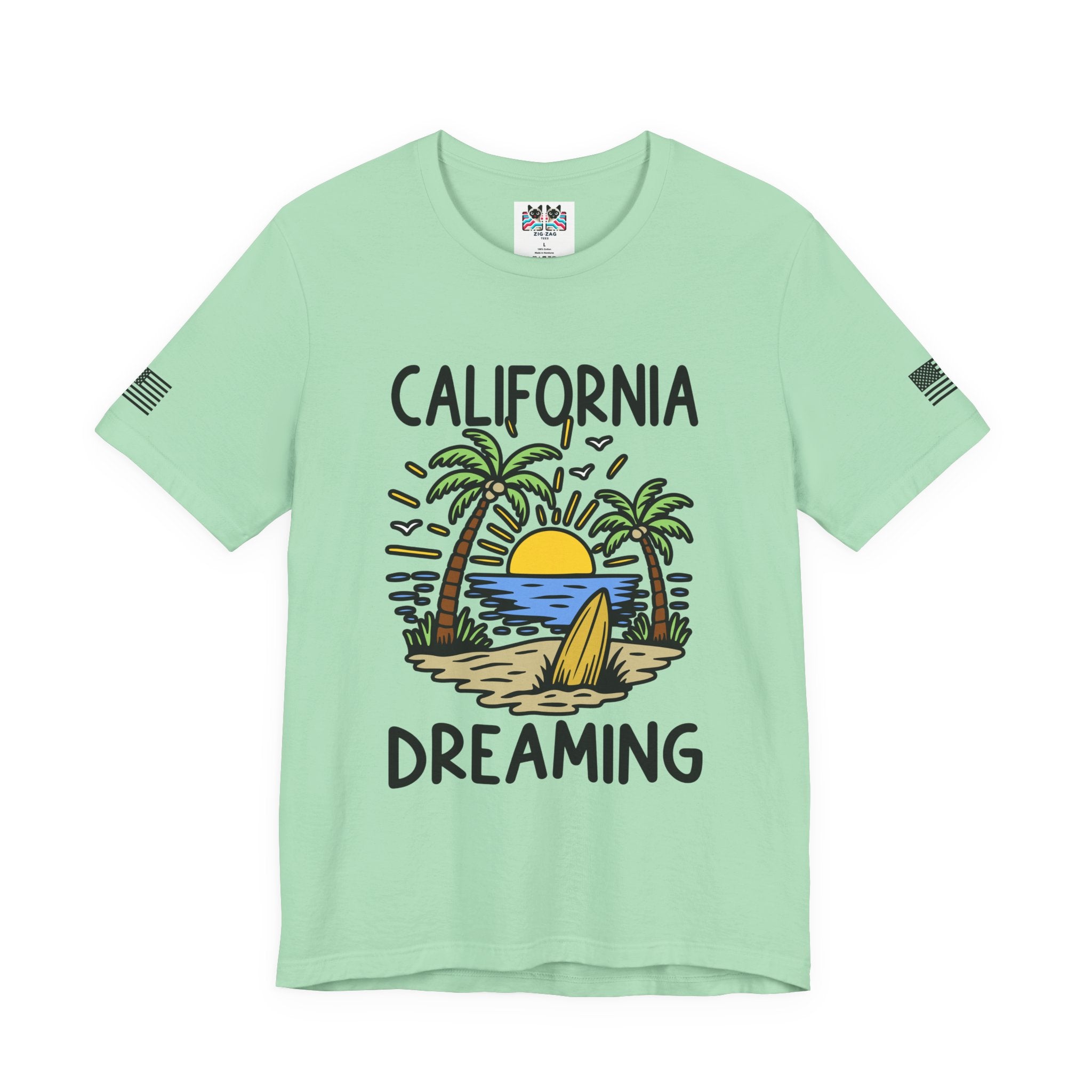 California Dreaming T-Shirt – Beach Sunset Surfboard Palm Tree Tropical Graphic Tee