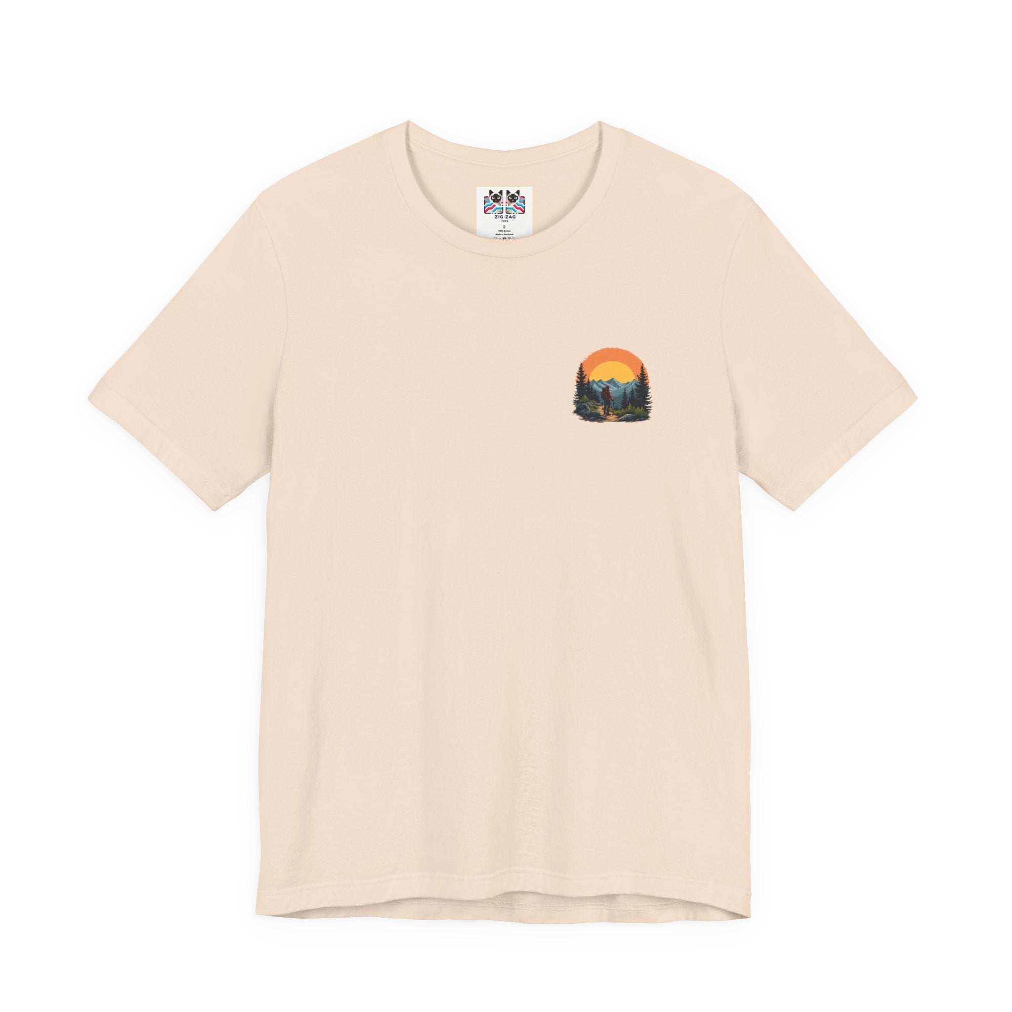Adventure Seeker Nature Lover T-Shirt – Hiker on Mountain Edge Graphic