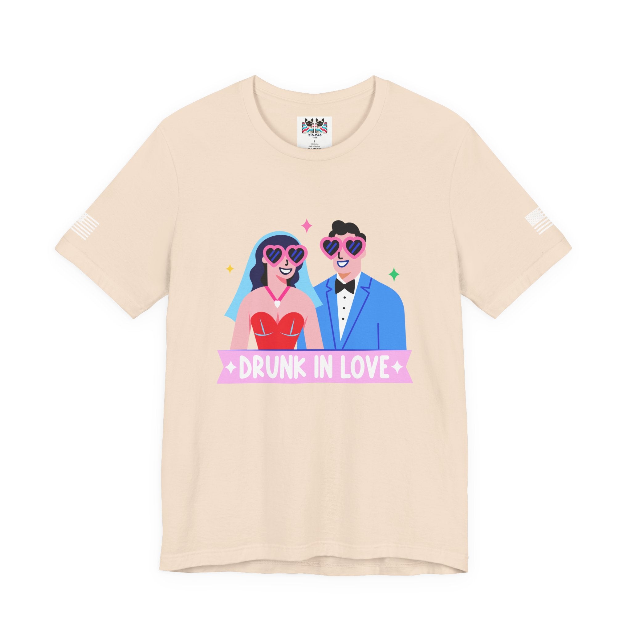 Drunk in Love Vegas Wedding T-Shirt – Funny Las Vegas Chapel Couple Tee