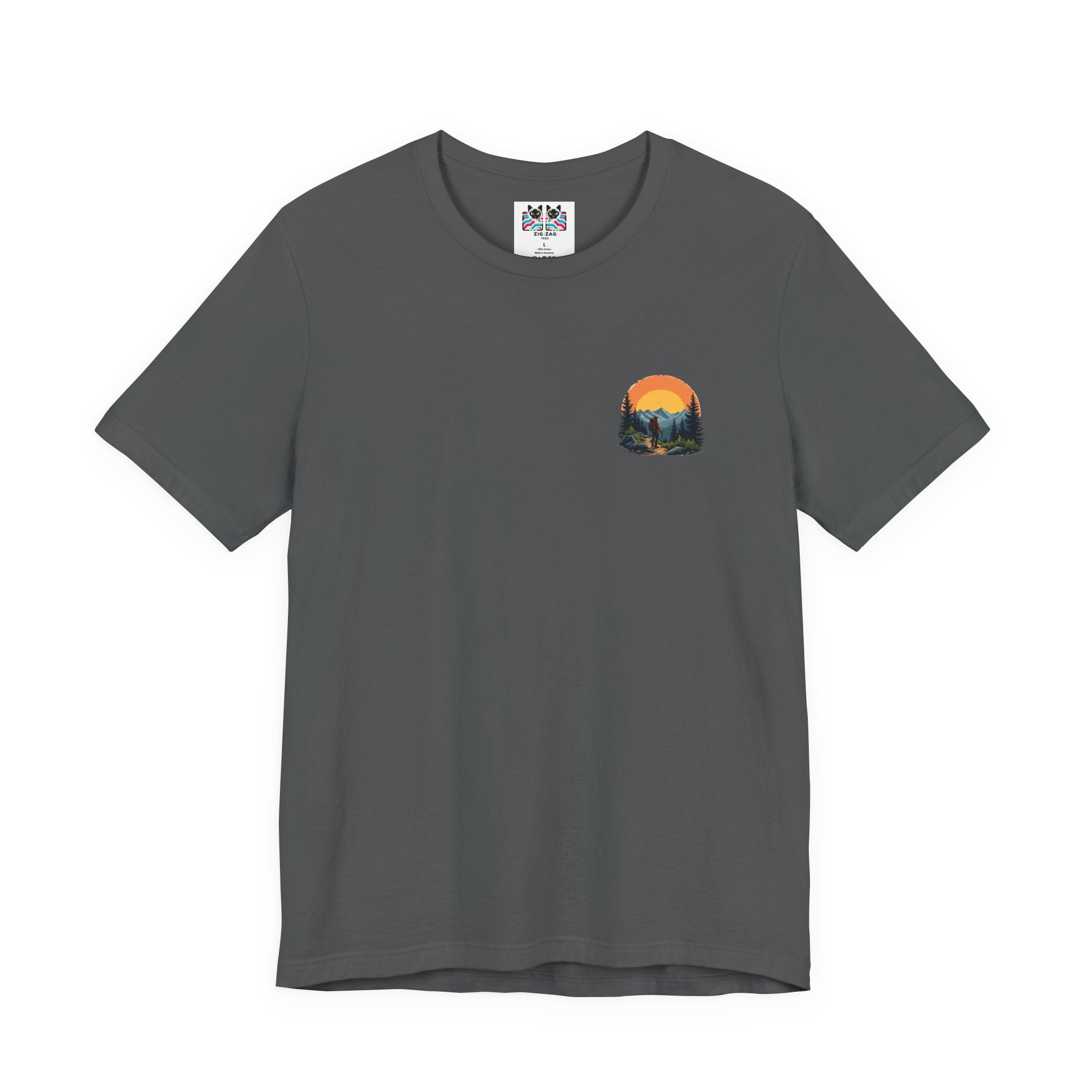 Adventure Seeker Nature Lover T-Shirt – Hiker on Mountain Edge Graphic