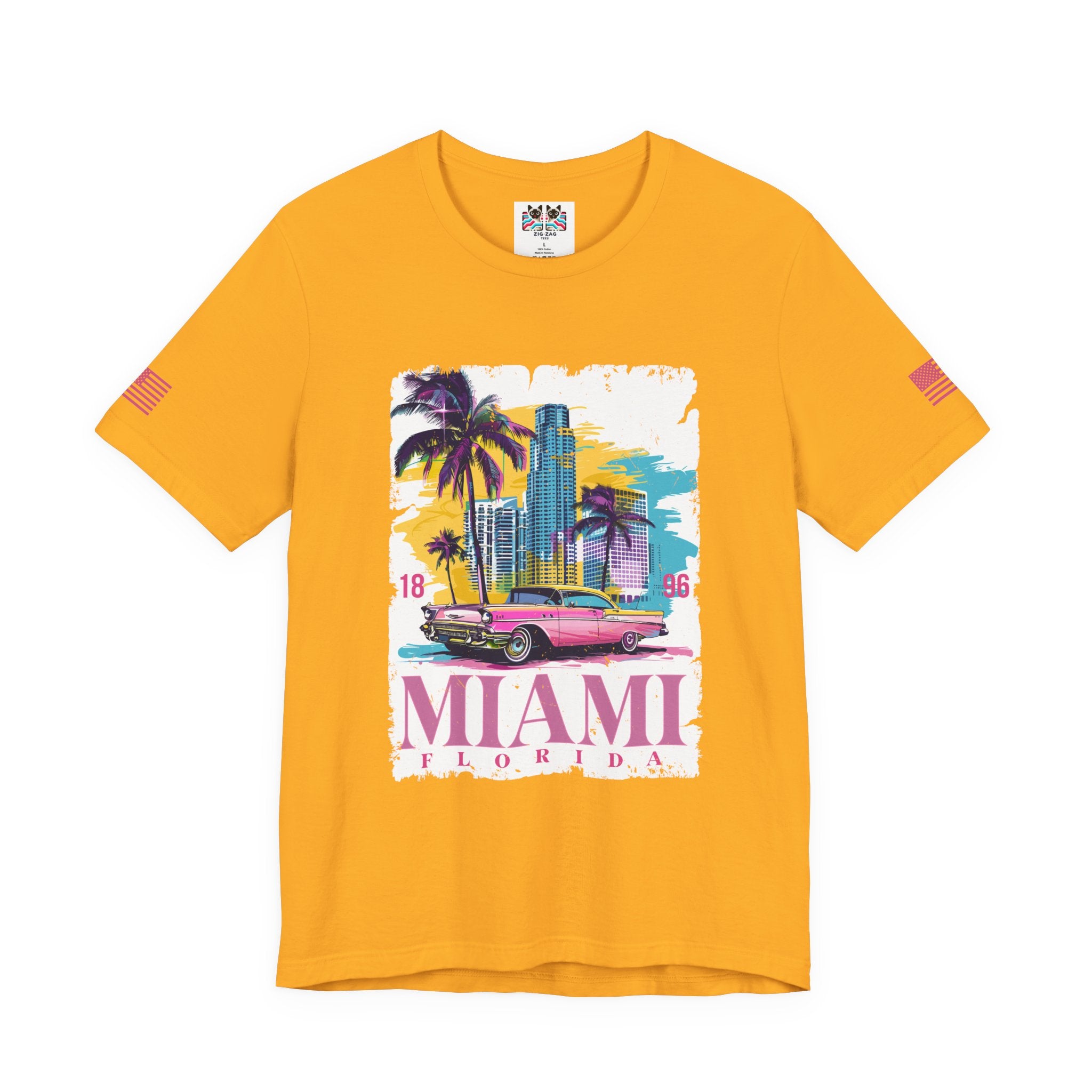 Miami Florida 1896 T-Shirt – Pink Classic Car Palm Tree Skyline Colorful Graphic Tee