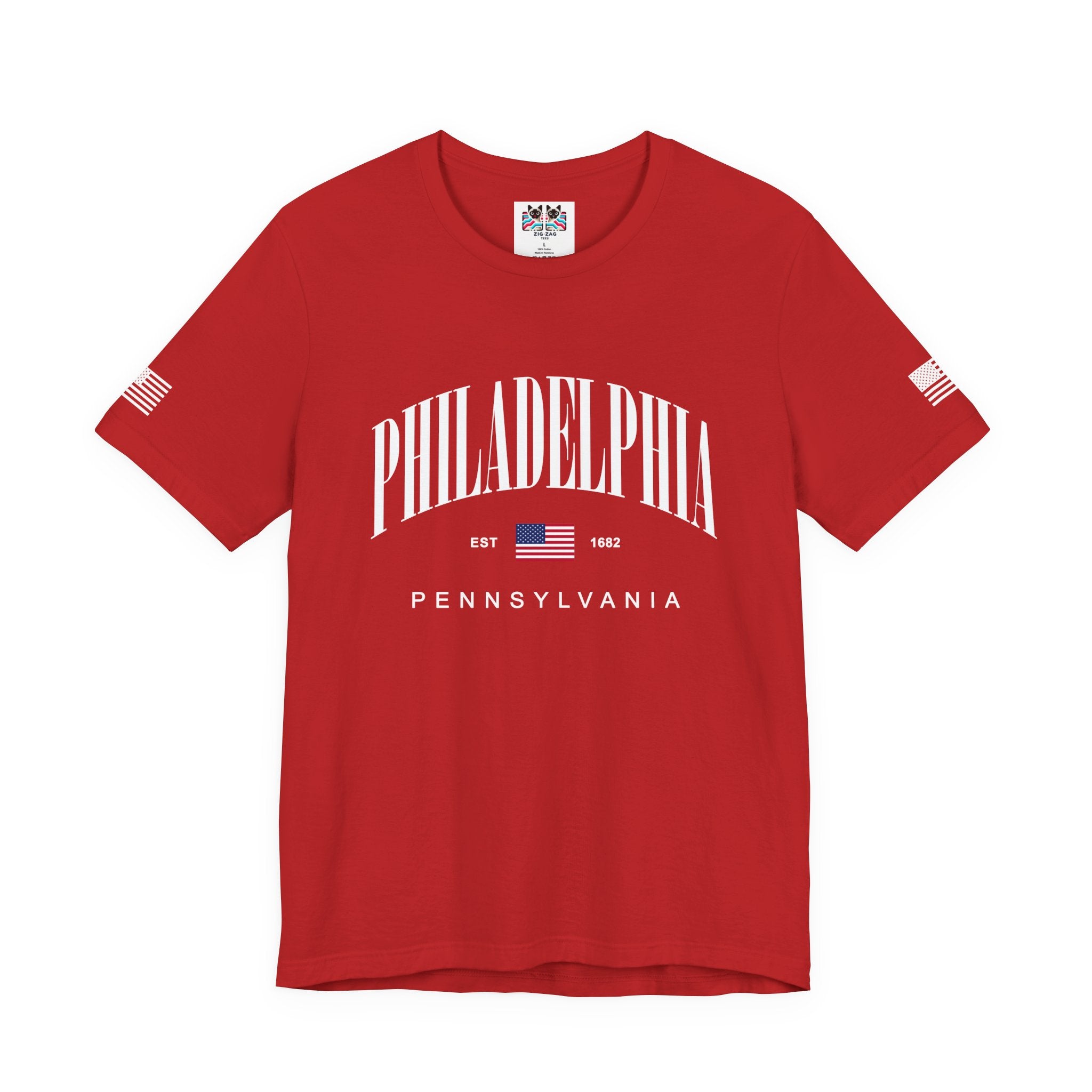 Philadelphia Pennsylvania EST 1682 T-Shirt – Arched American Flag Patriotic Typography Tee