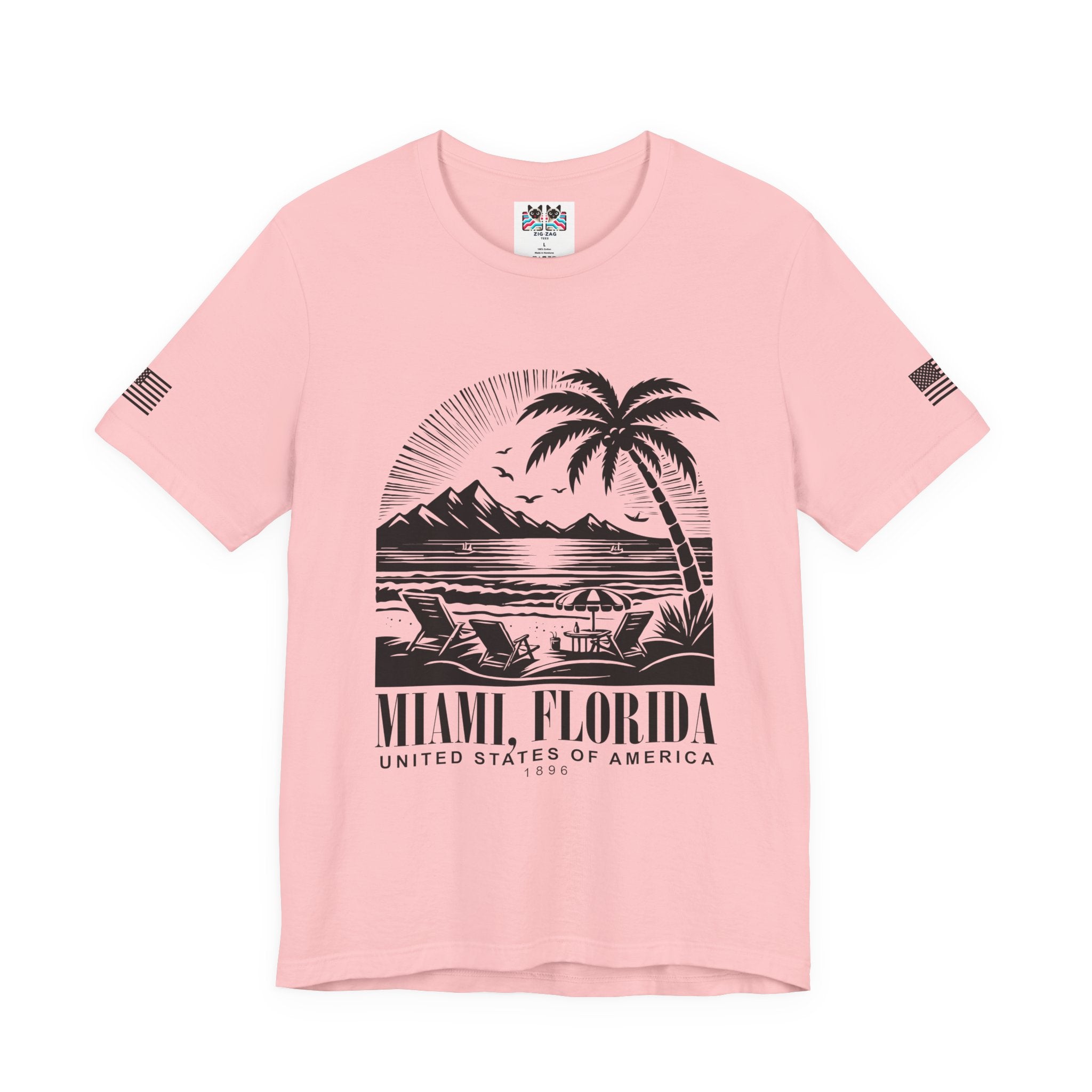 Miami Florida USA 1896 T-Shirt – Black Line Art Beach Chair Palm Tree Graphic Tee