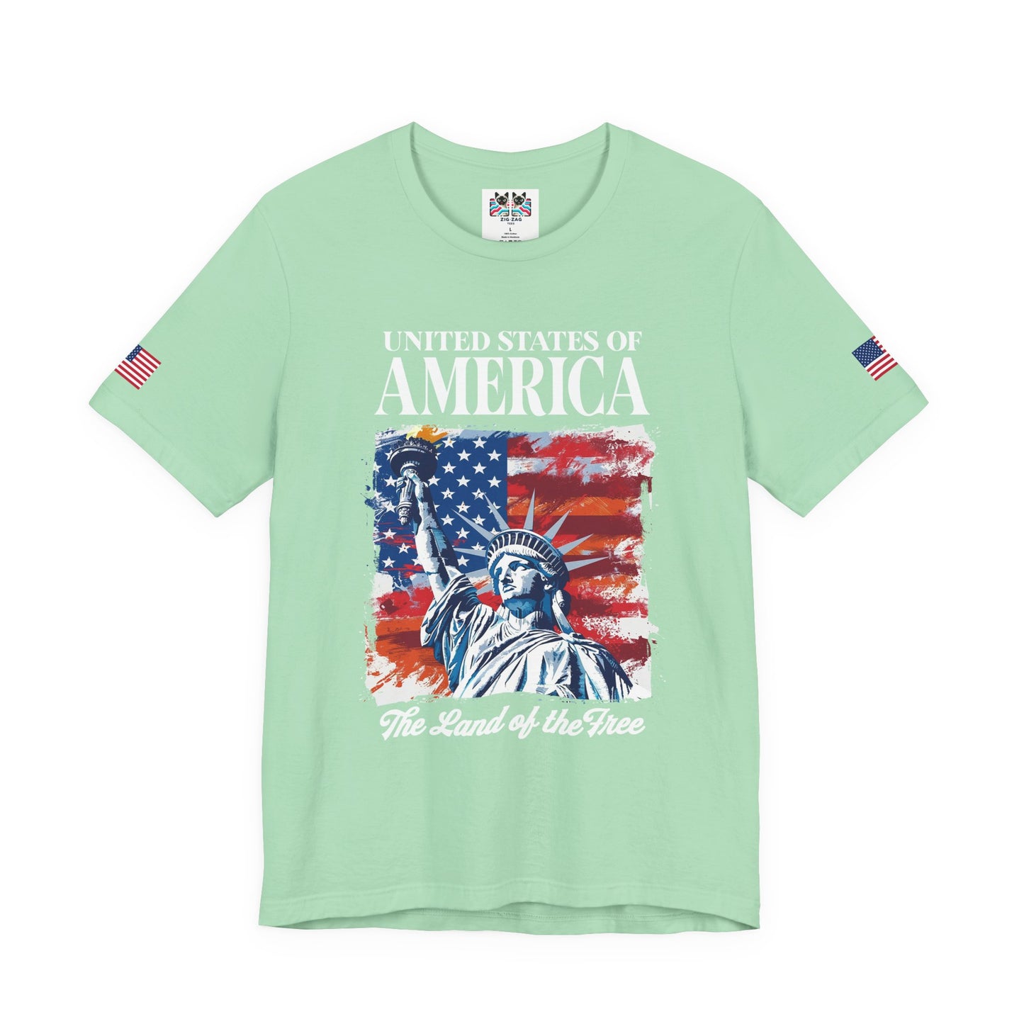 United States of America T-Shirt – Land of the Free Statue of Liberty Patriotic Graphic Tee