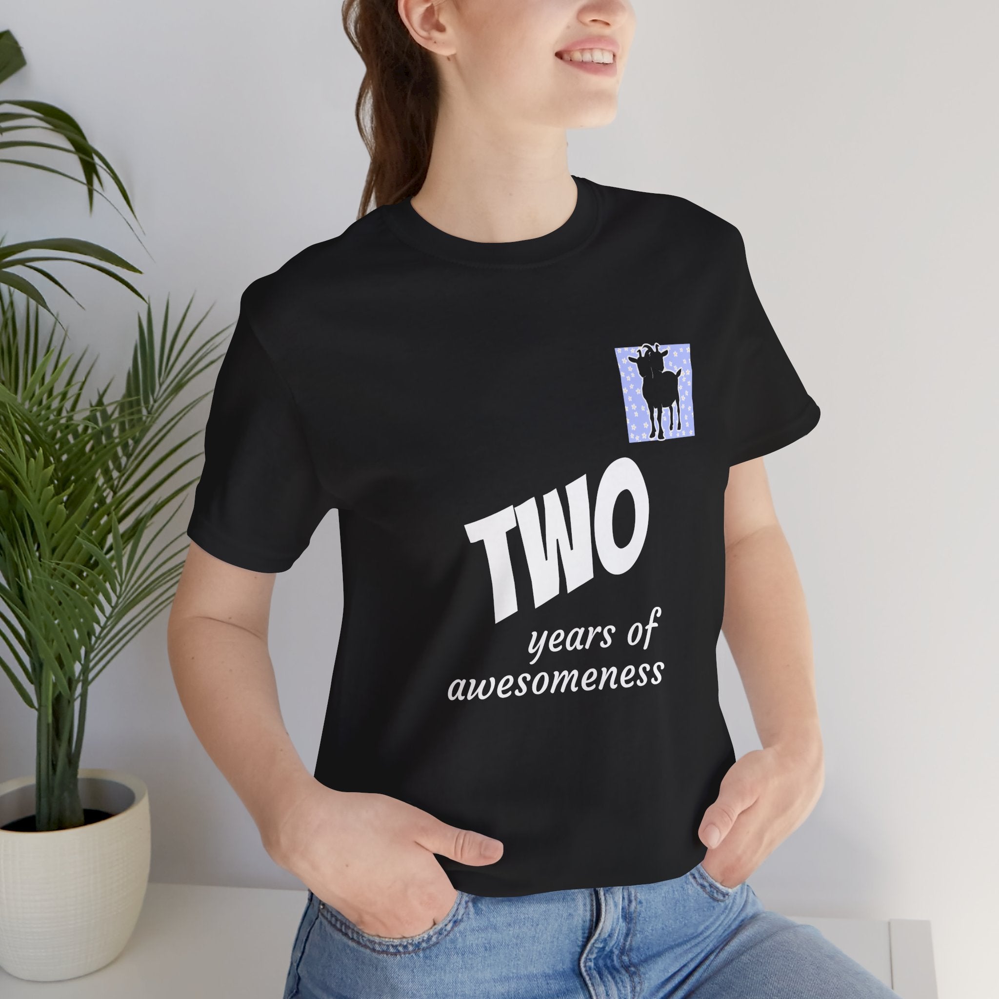 Custom T-Shirt - Double-Headed Goat Outline Graphic T-Shirt