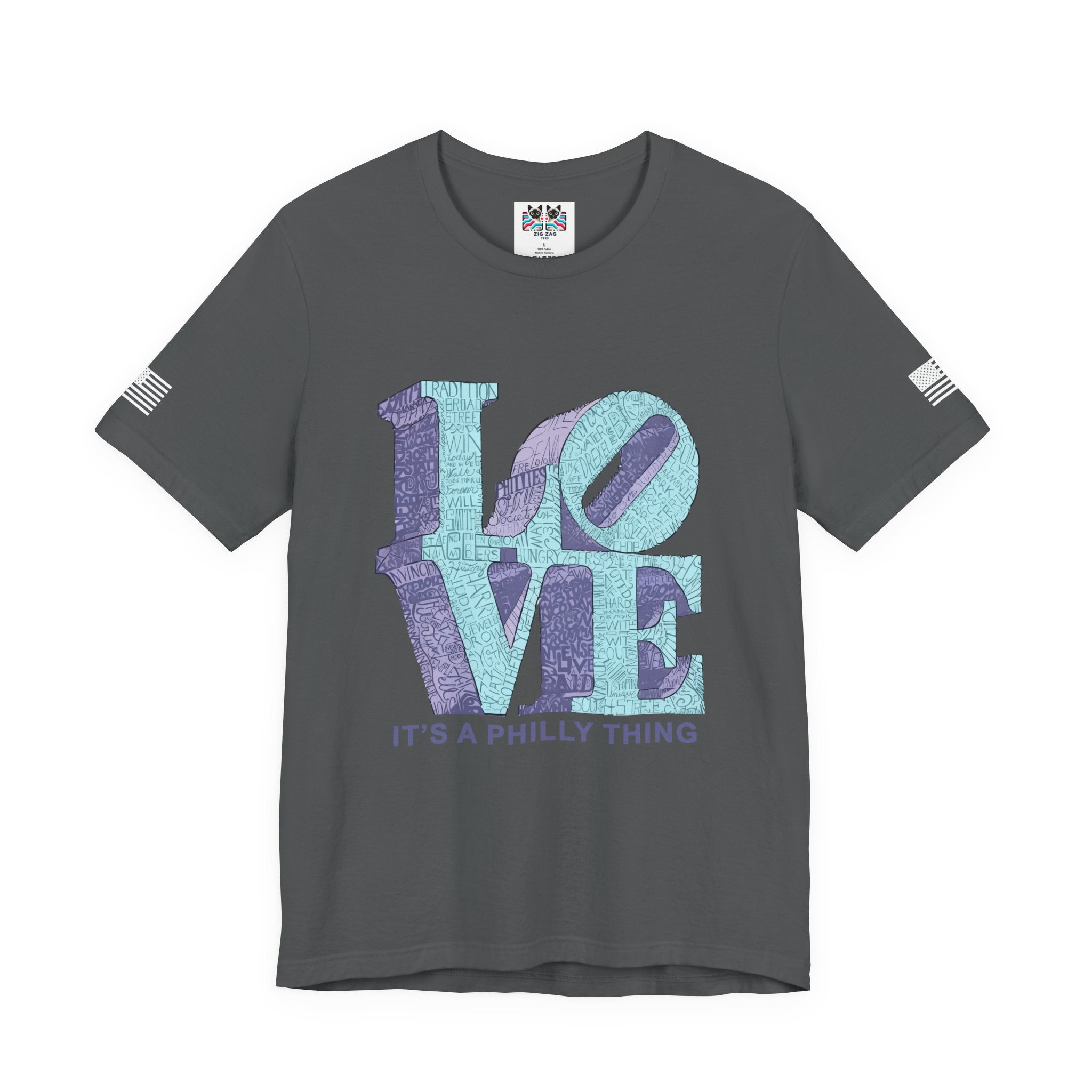 Love It's a Philly Thing T-Shirt – LOVE Sculpture Word Art Graphic Tee Philadelphia