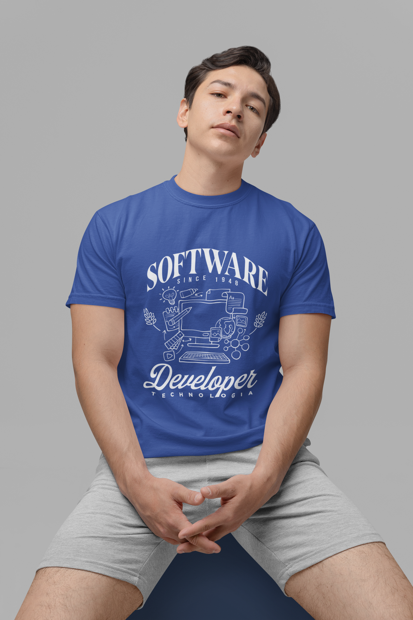 Software Developer Technologia Tshirt – Office Essentials Outline Design