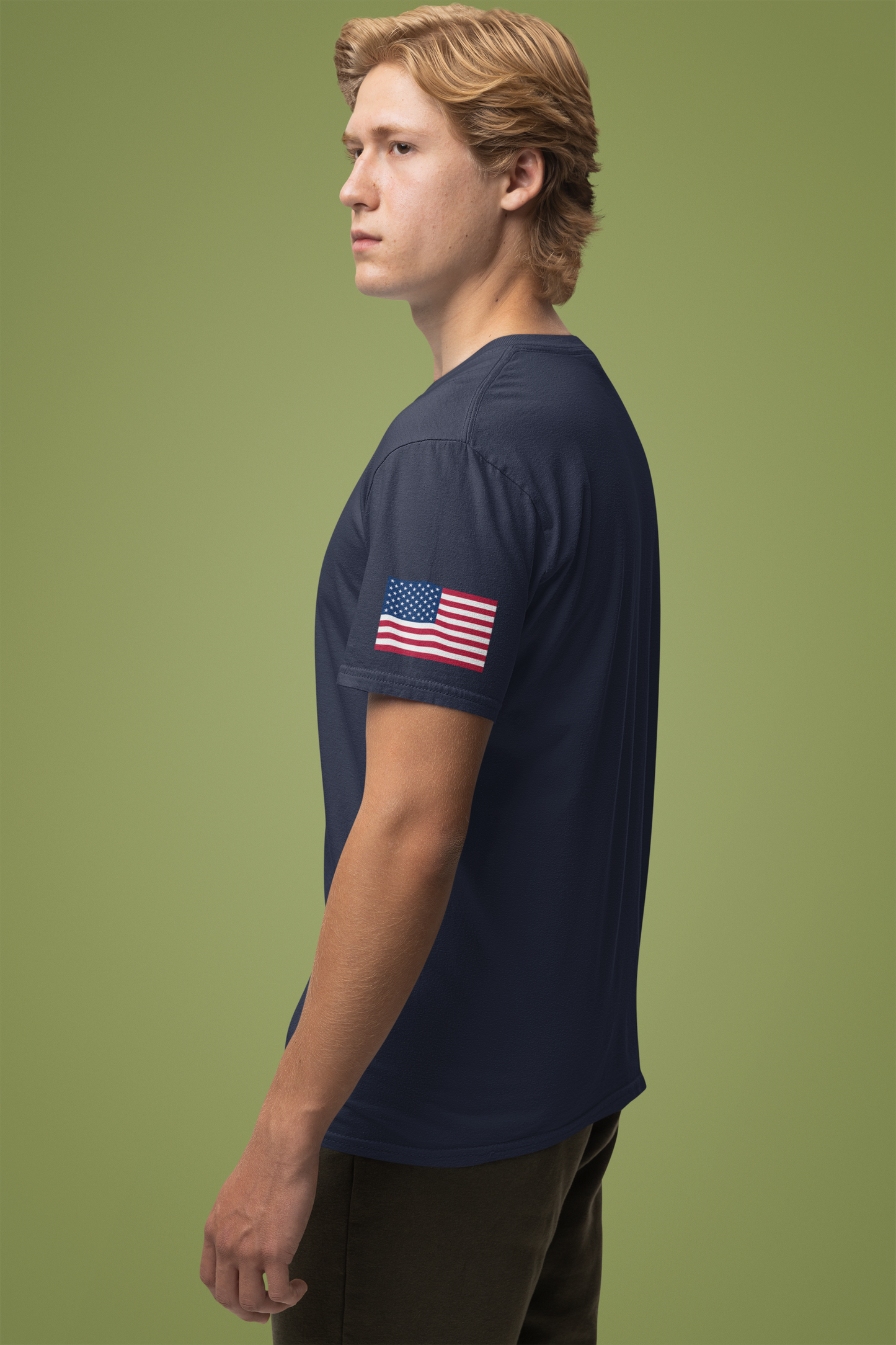 Statue of Liberty T-Shirt - Vintage NYC New York City American Flag Poster Design