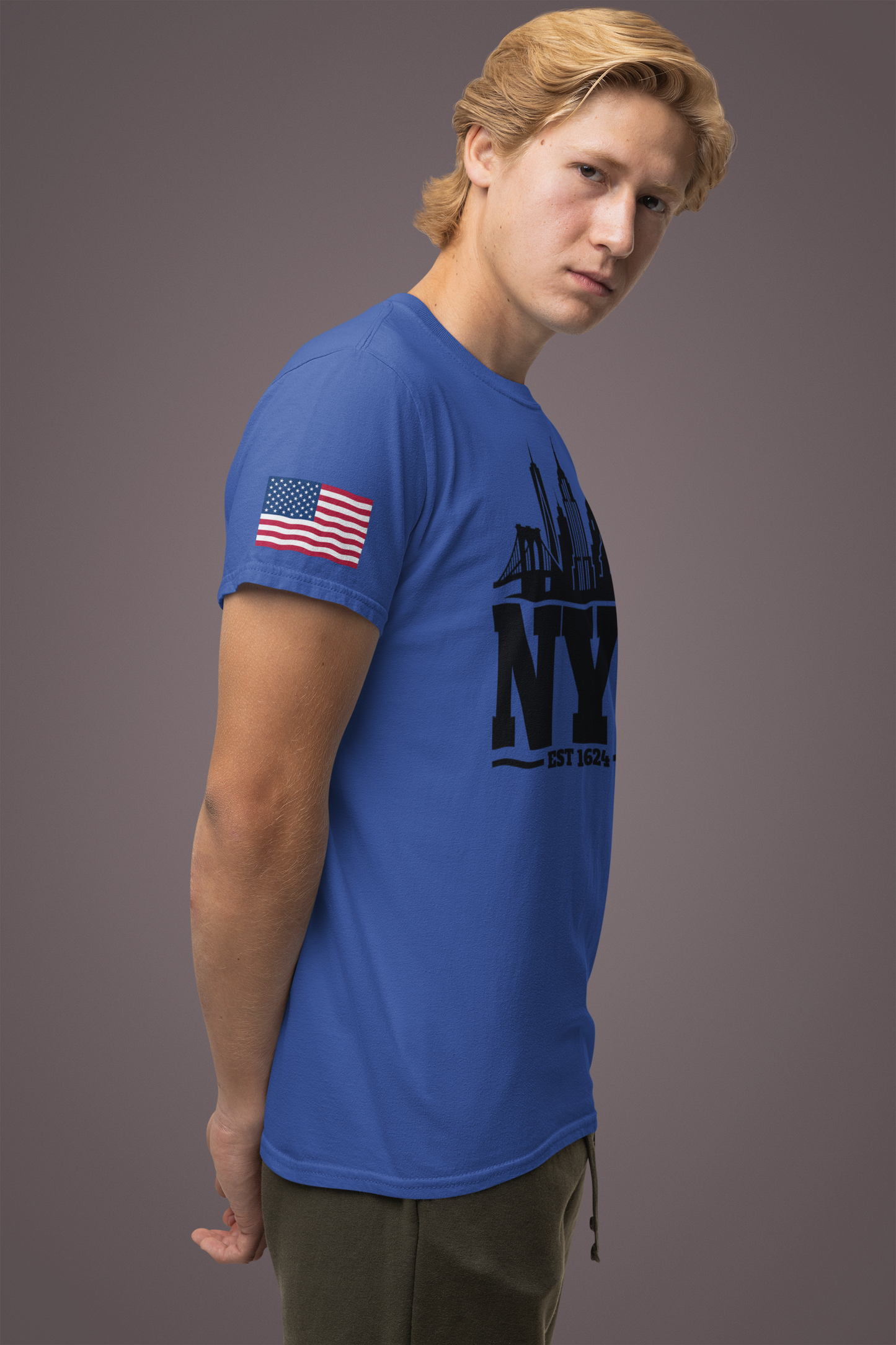 NYC Skyline Silhouette T-Shirt - Black & White New York City Est 1624 Minimalist