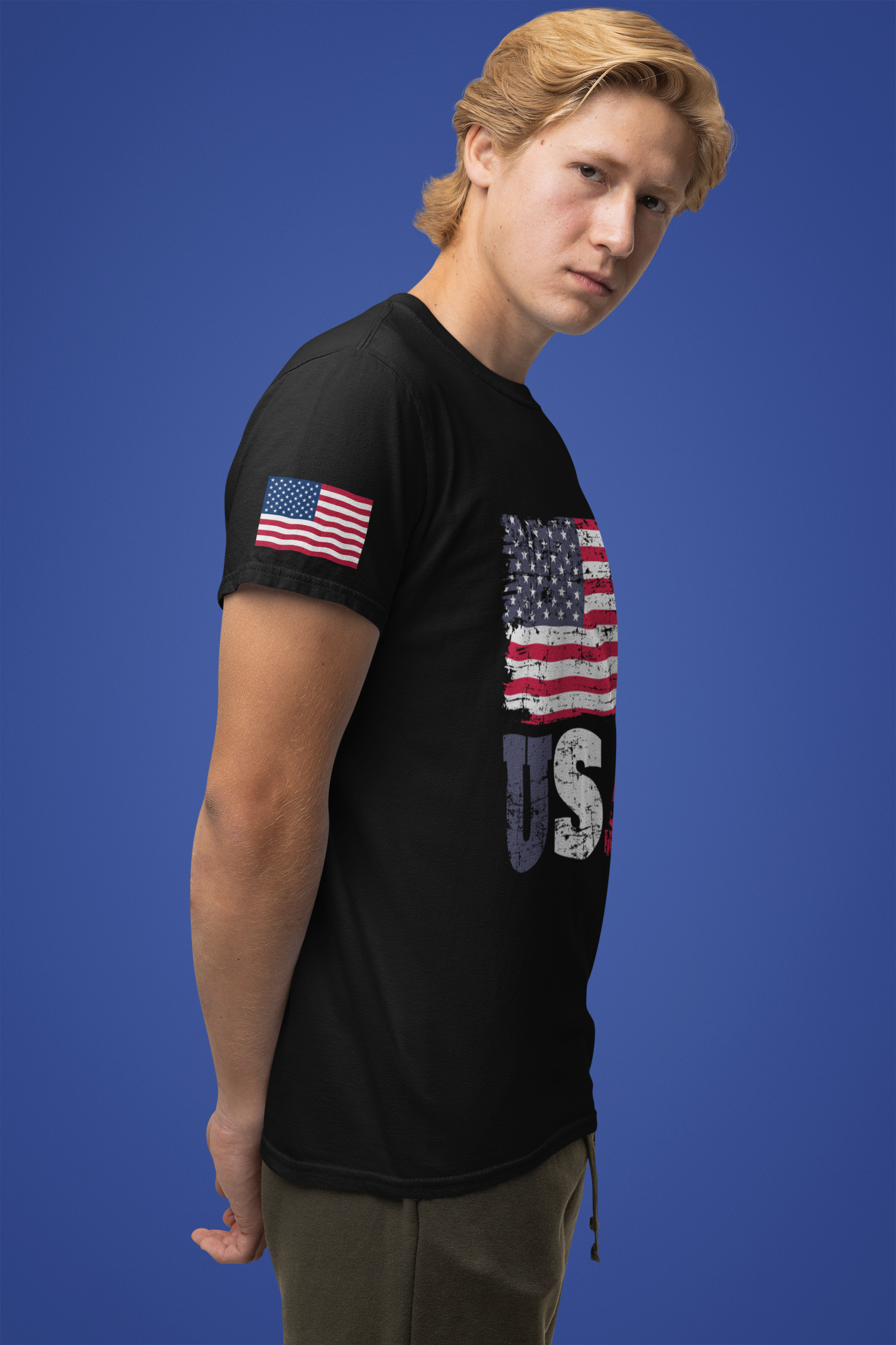 USA Flag T-Shirt – Vintage American Flag Patriotic Graphic Tee