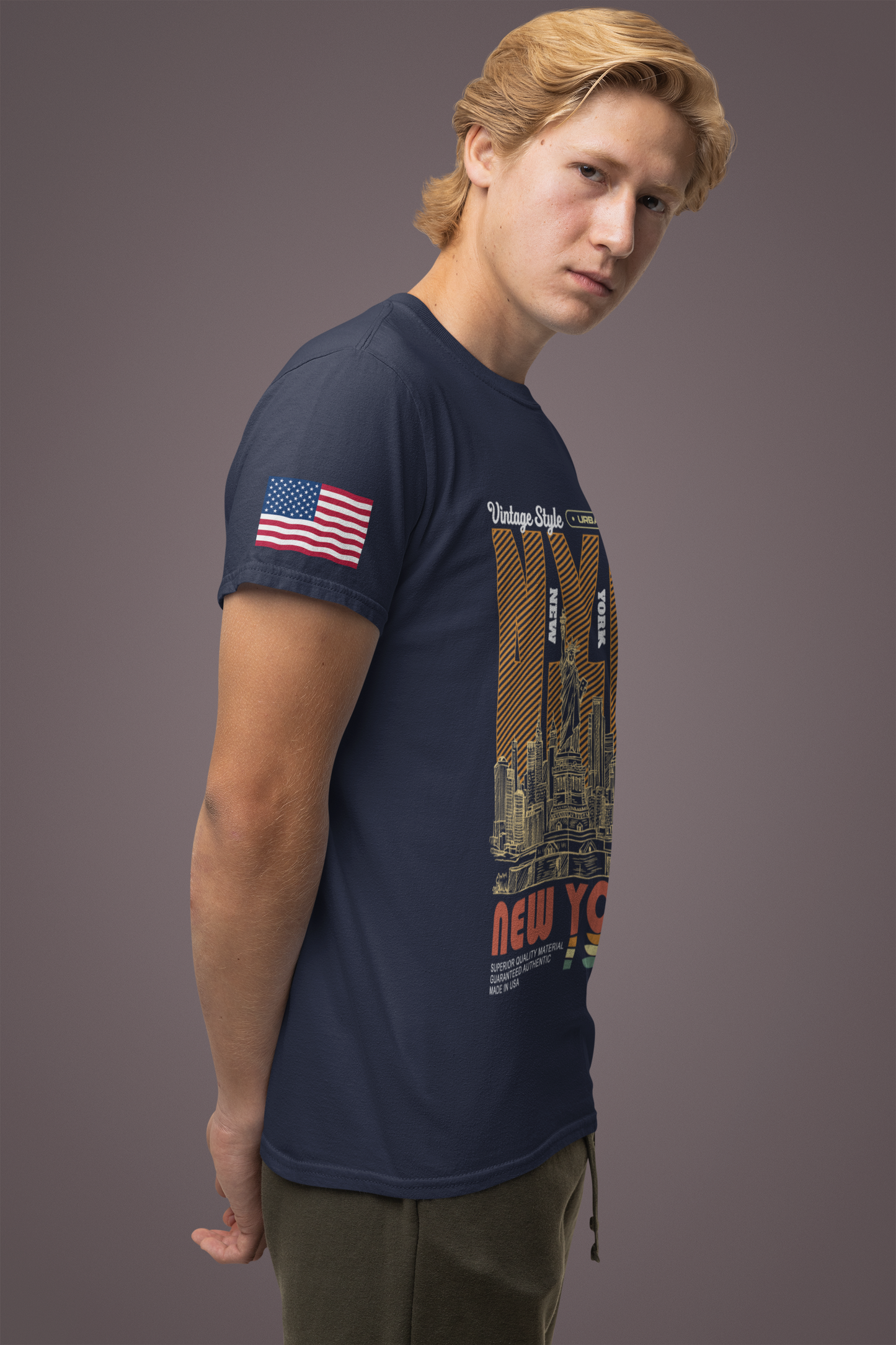 Vintage NYC T-Shirt - New York City Urban Culture Retro Orange Striped Design