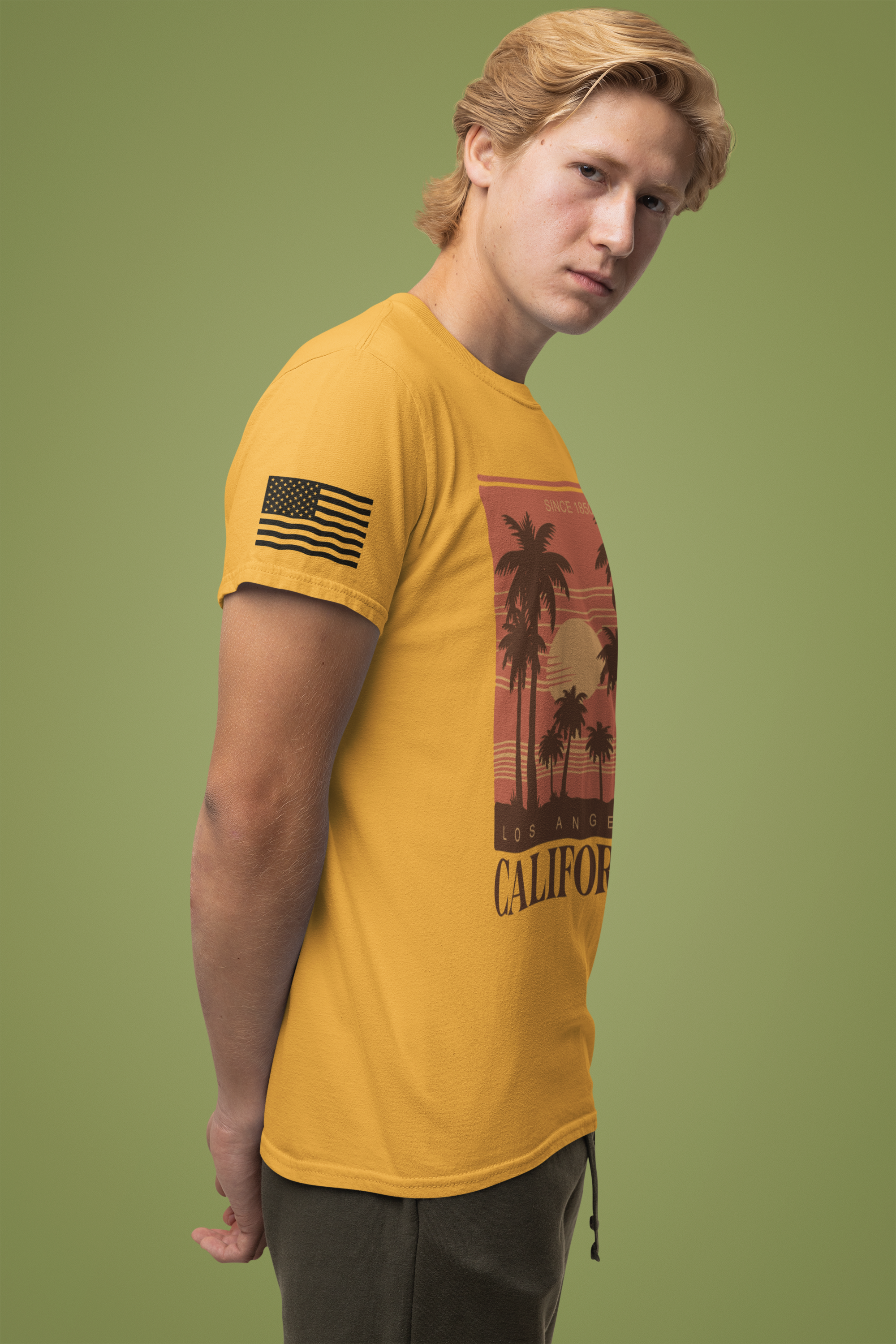 Los Angeles California Since 1850 T-Shirt – Retro Warm Sunset Palm Tree Square Tee