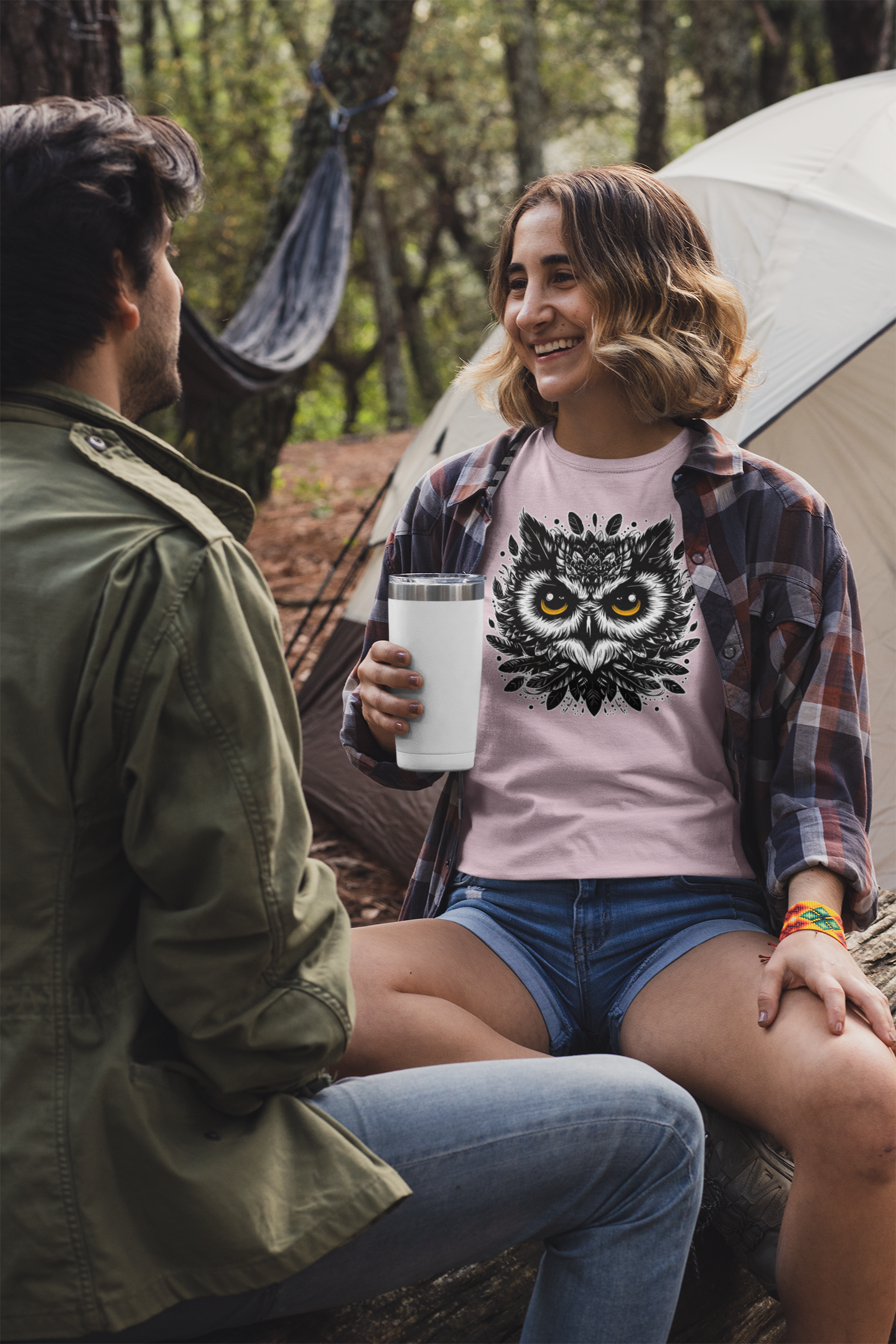Intense Front-Facing Owl and piercing big yellow eyes Graphic T-Shirt